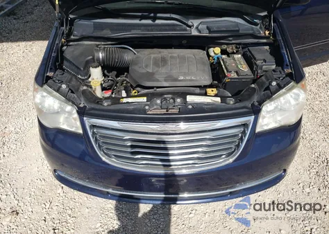 2012 Chrysler Town & Country Touring from USA, damaged, VIN 2C4RC1BG4CR226468